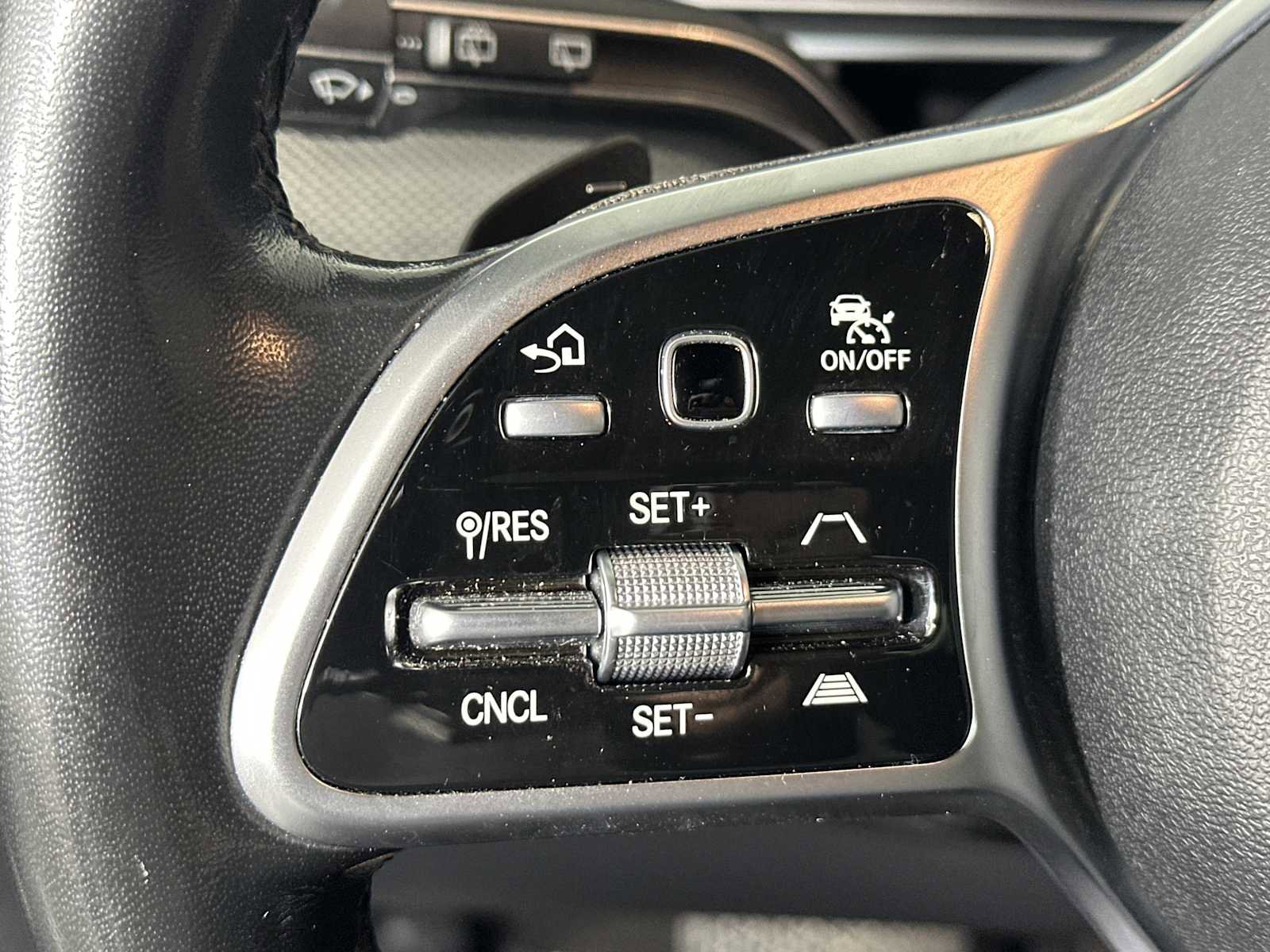 Used 2021 Mercedes-Benz GLE 350 image 29