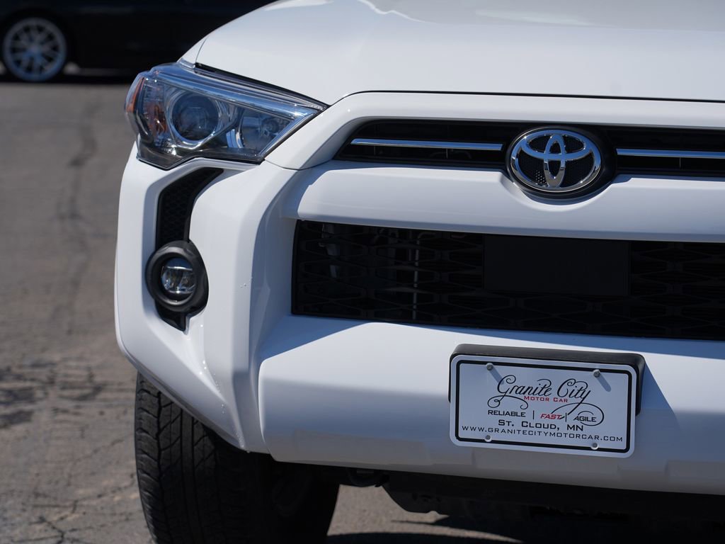 Used 2024 Toyota 4Runner SR5 Premium w/ Moonroof Package image 9