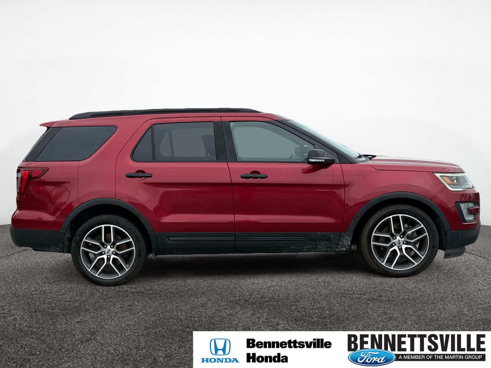 Used 2016 Ford Explorer Sport w/ Equipment Group 401A AWD/4WD image 6