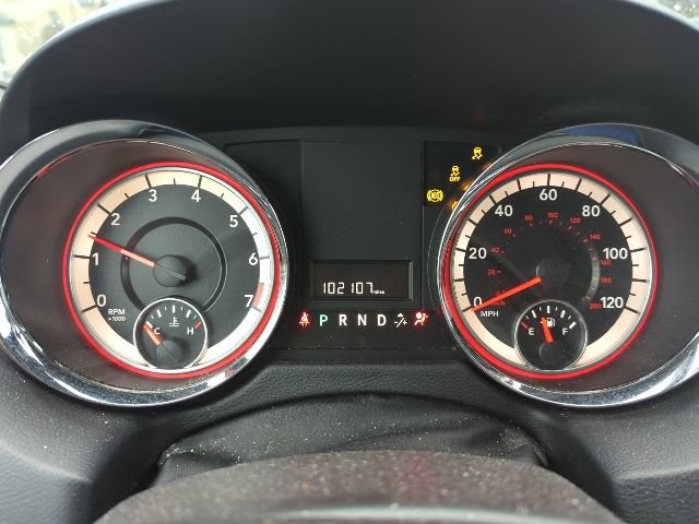 Used 2017 Dodge Grand Caravan SXT image 7