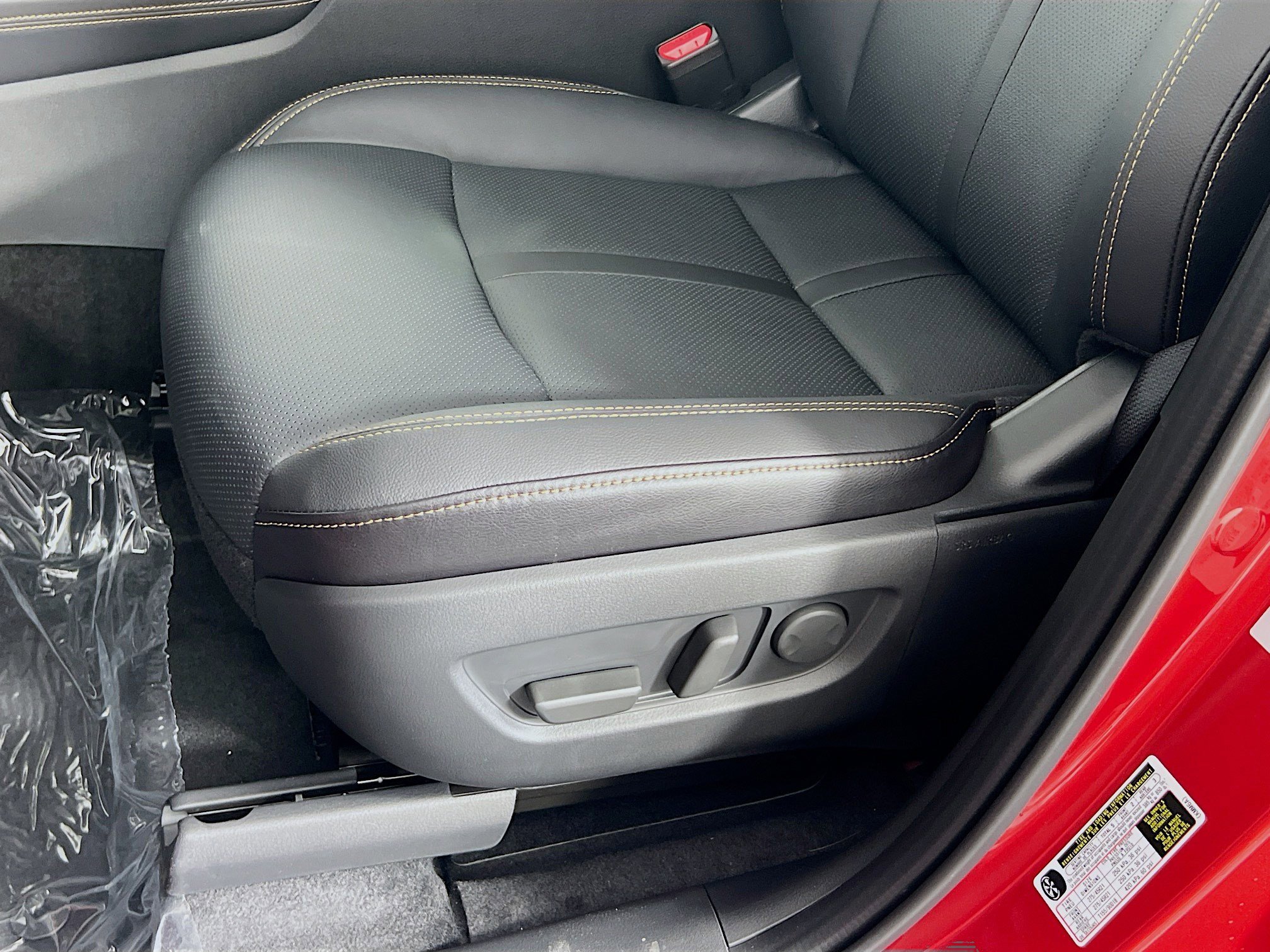 New 2025 MAZDA CX-70 Plug-In Hybrid w/ Premium Pkg image 4