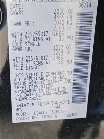 Used 2014 Nissan Rogue SV FWD image 26