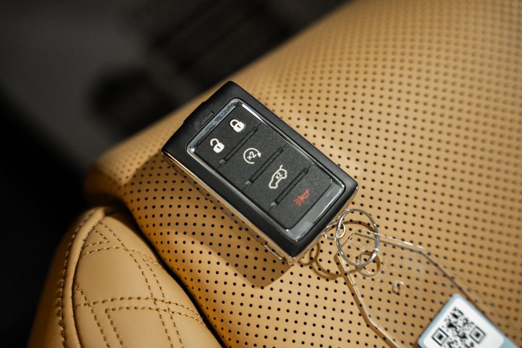 New 2025 Jeep Grand Cherokee Summit image 44