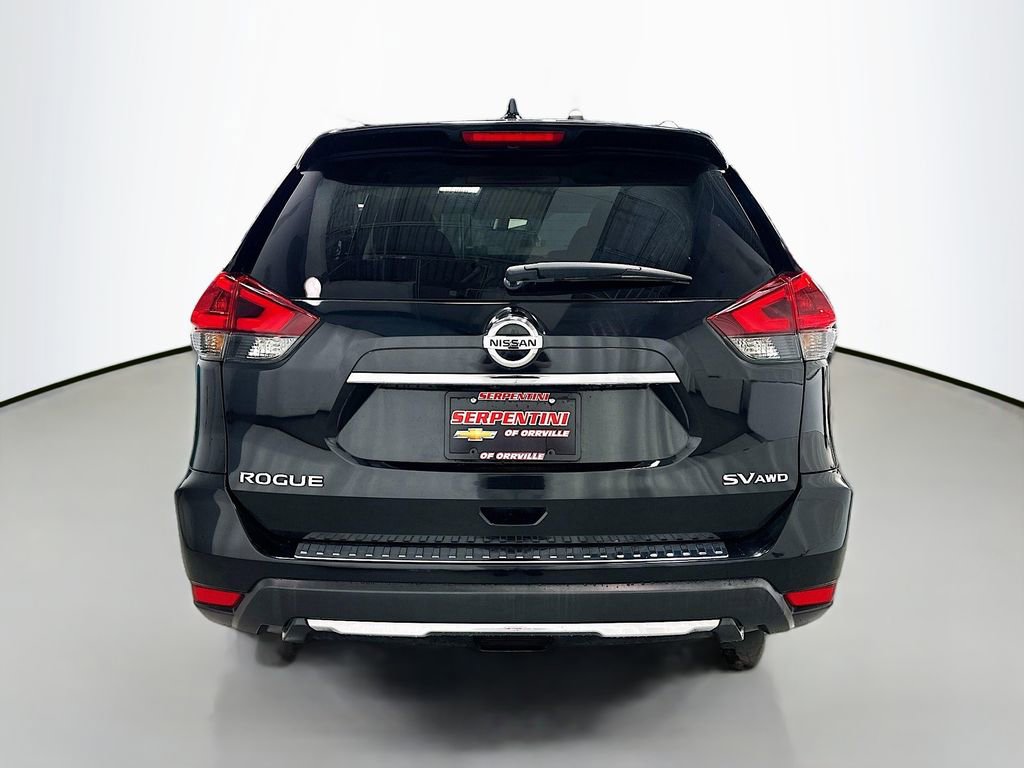Used 2018 Nissan Rogue SV image 7