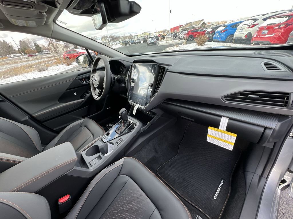 Certified 2025 Subaru Crosstrek 2.5i Limited w/ Crosstrek Mirror Package image 30
