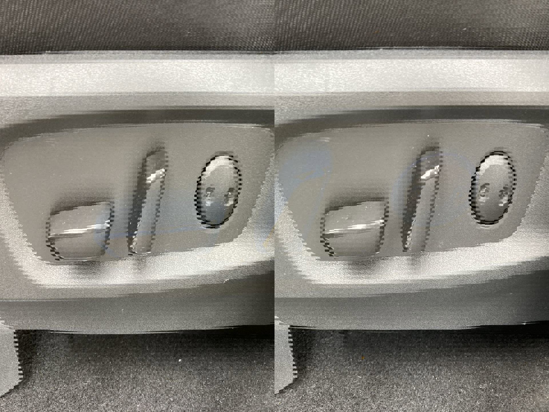 Used 2025 Nissan Pathfinder SV image 14