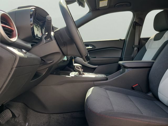 New 2026 Chevrolet Trax RS w/ Driver Confidence Package FWD image 19