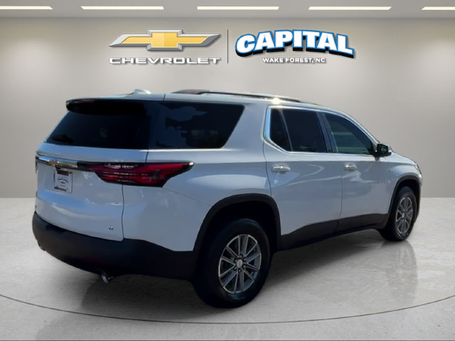 Used 2023 Chevrolet Traverse LT FWD image 5