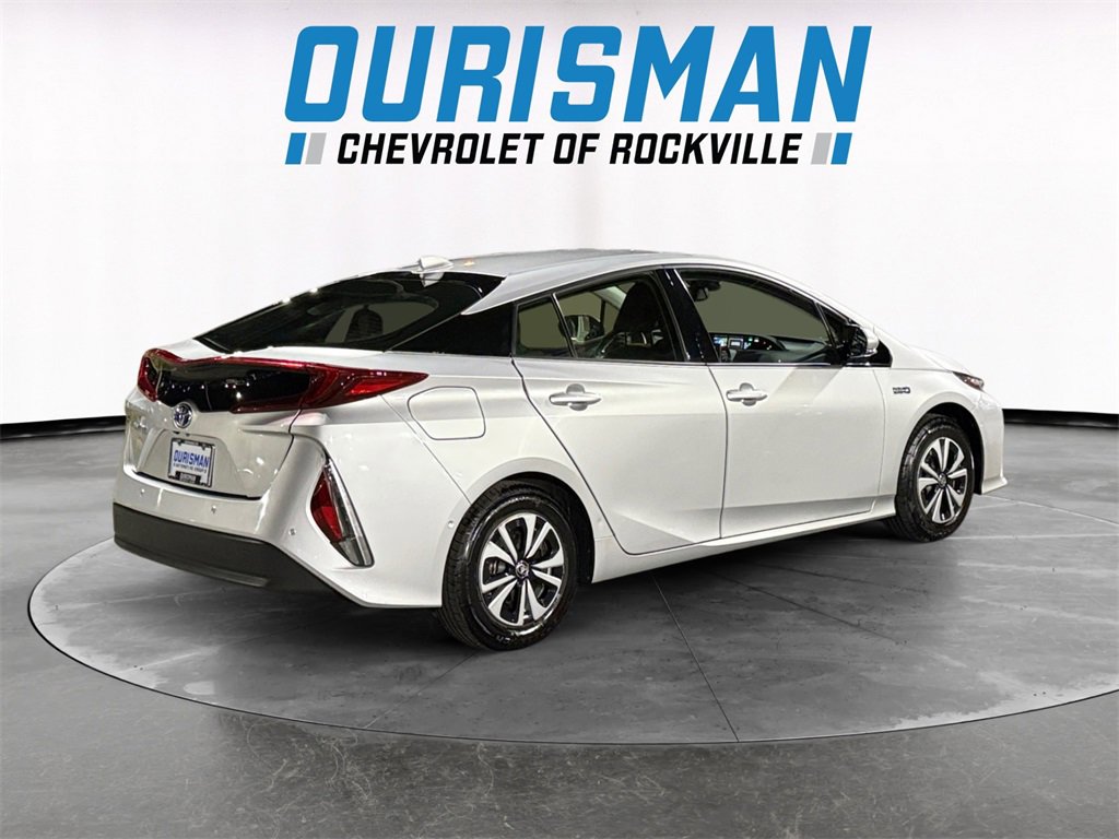 Used 2018 Toyota Prius Prime Advanced image 6