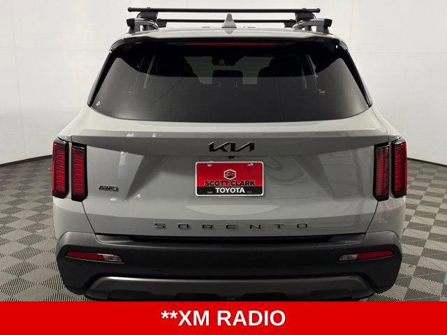 Used 2022 Kia Sorento S image 7