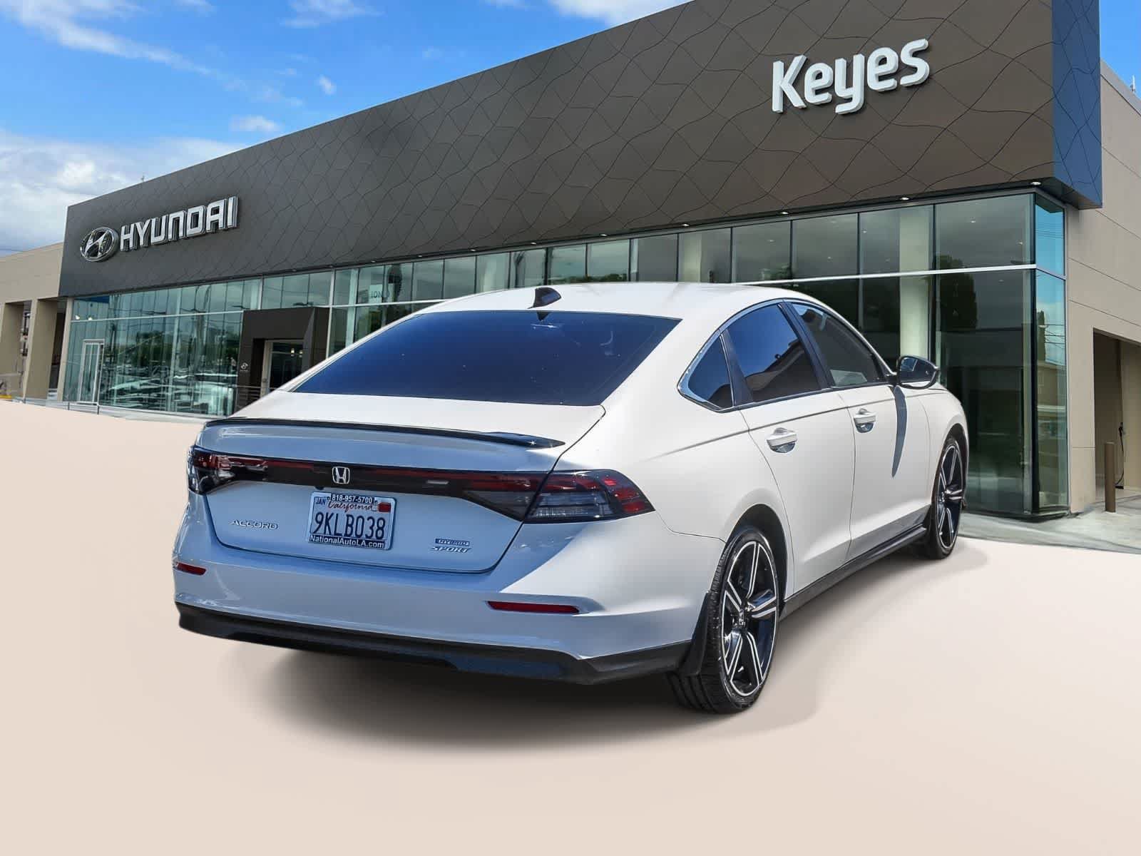 Used 2024 Honda Accord Sport image 4