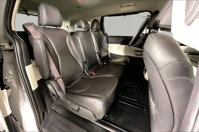 Certified 2024 Kia Carnival SX FWD image 20