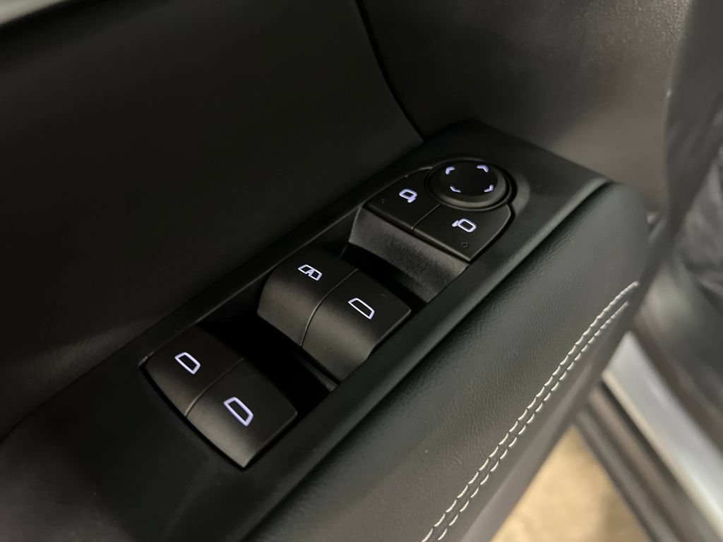 New 2026 GMC Terrain Elevation w/ Elevation Premium Package AWD/4WD image 16