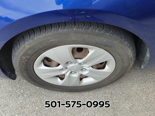 Used 2017 Kia Forte LX FWD image 7