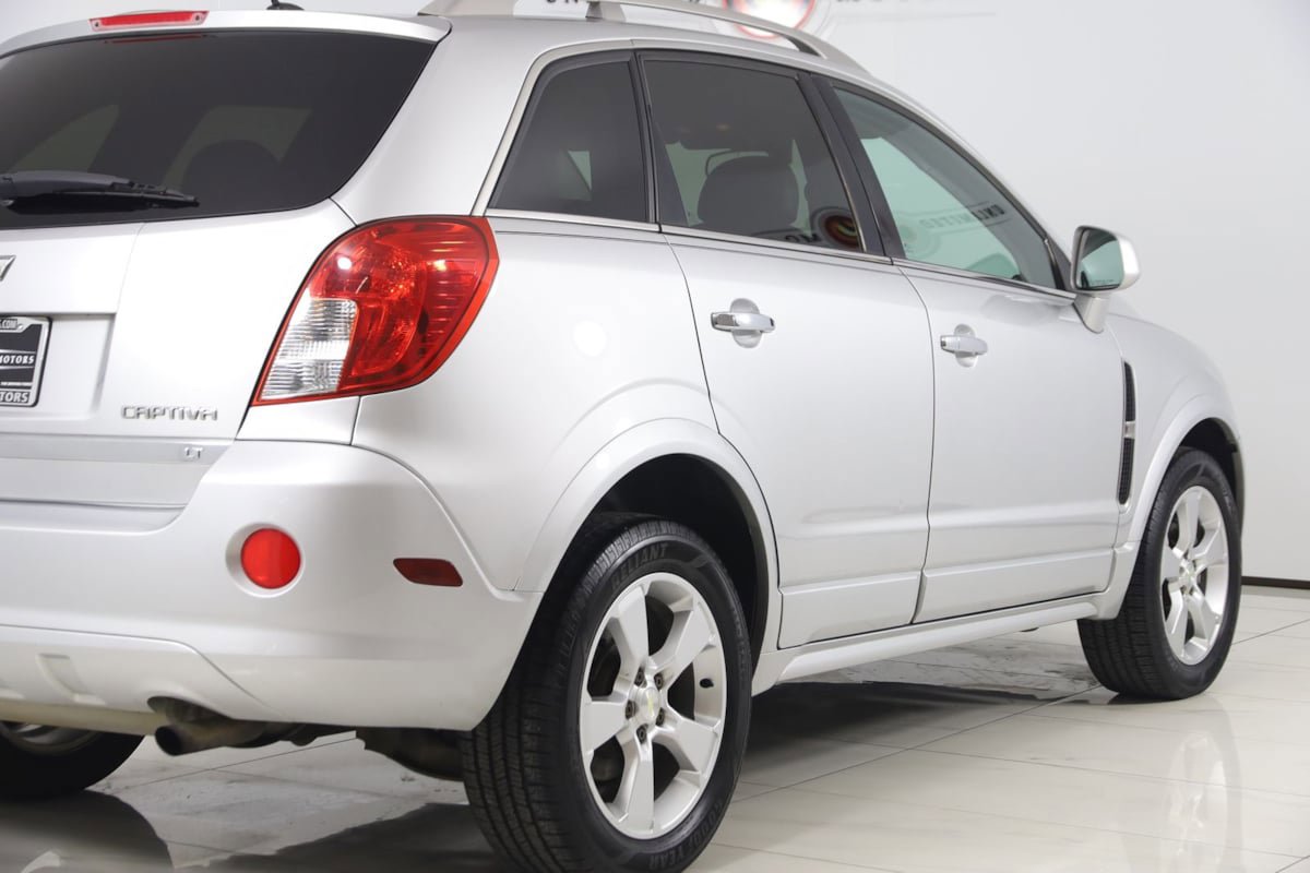 Used 2014 Chevrolet Captiva Sport LT w/ Convenience Package FWD image 35