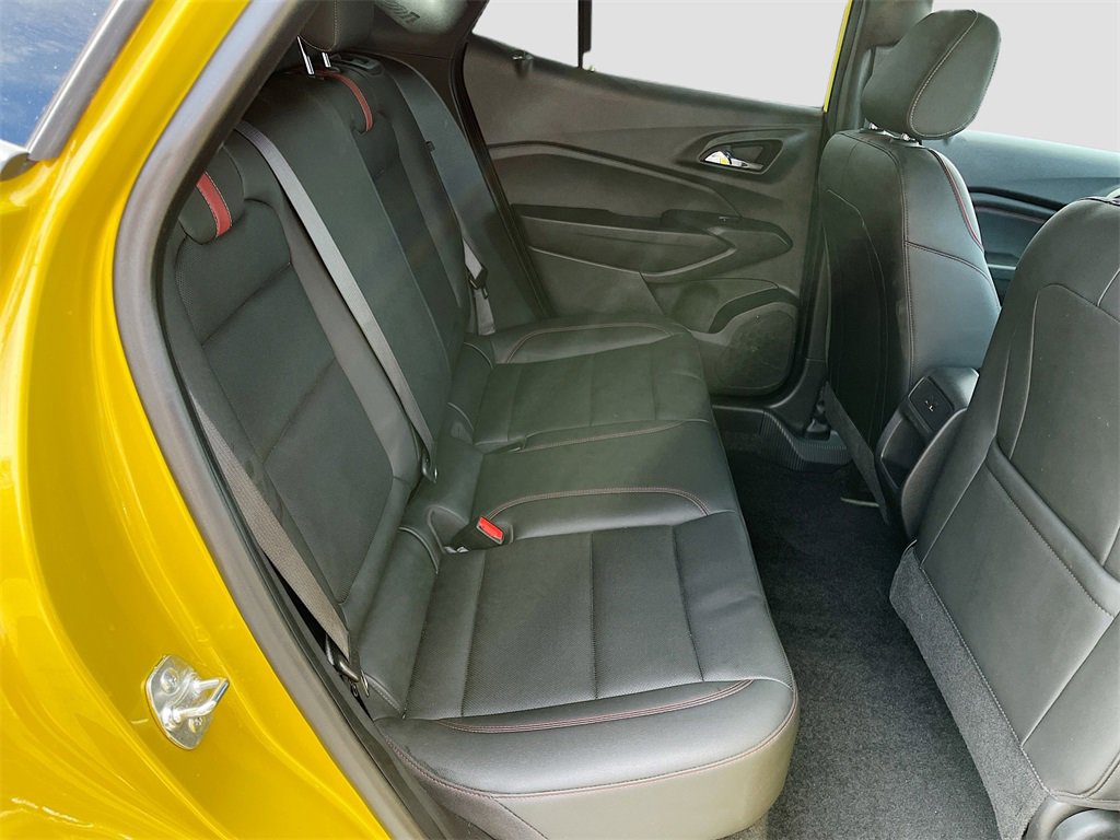 Used 2025 Chevrolet Trax RS w/ Driver Confidence Package image 26