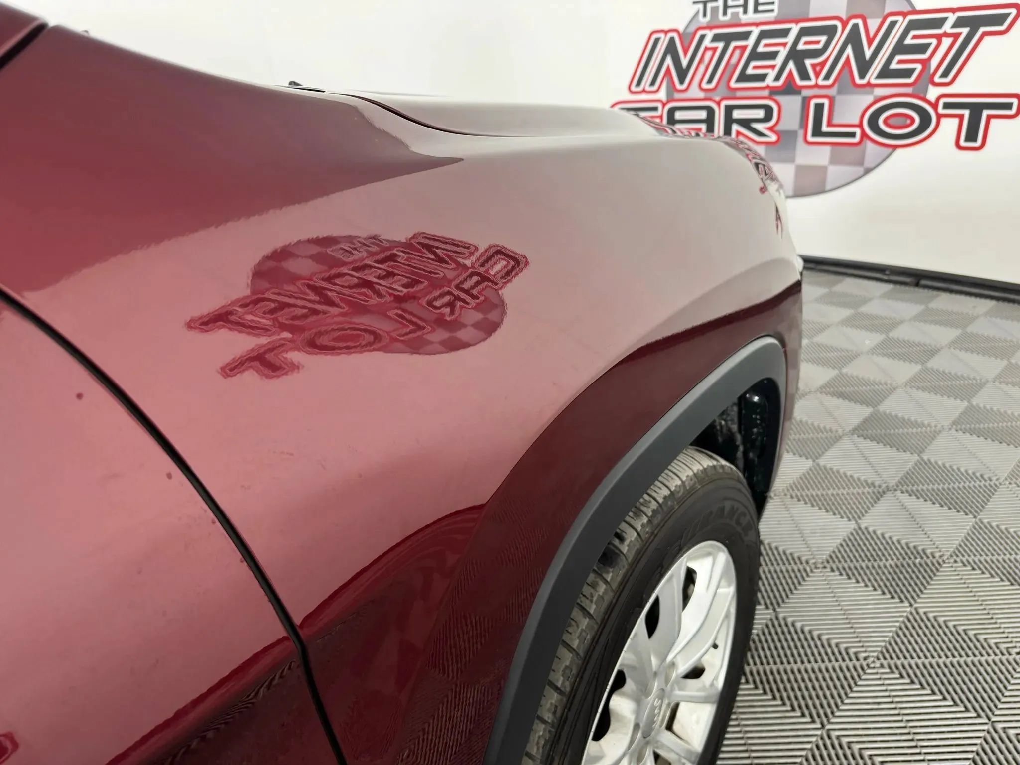 Used 2019 Jeep Cherokee Latitude w/ Popular Appearance Group FWD image 30