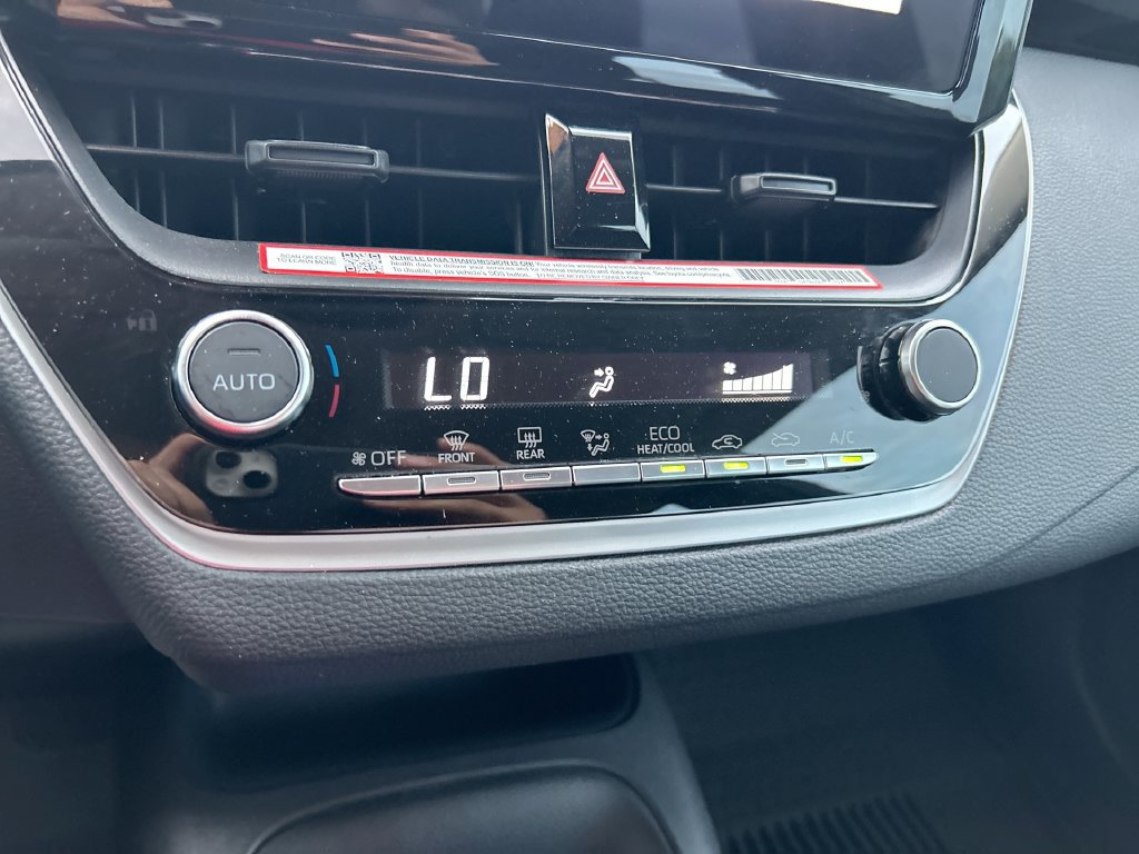 Used 2025 Toyota Corolla LE FWD image 24