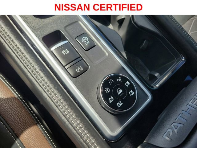 Certified 2022 Nissan Pathfinder Platinum w/ Cargo Package AWD/4WD image 35