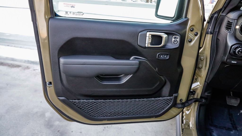 New 2026 Jeep Gladiator Willys AWD/4WD image 25