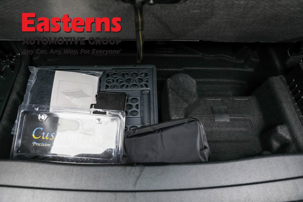 Used 2023 Mercedes-Benz GLC 300 4MATIC Coupe image 25