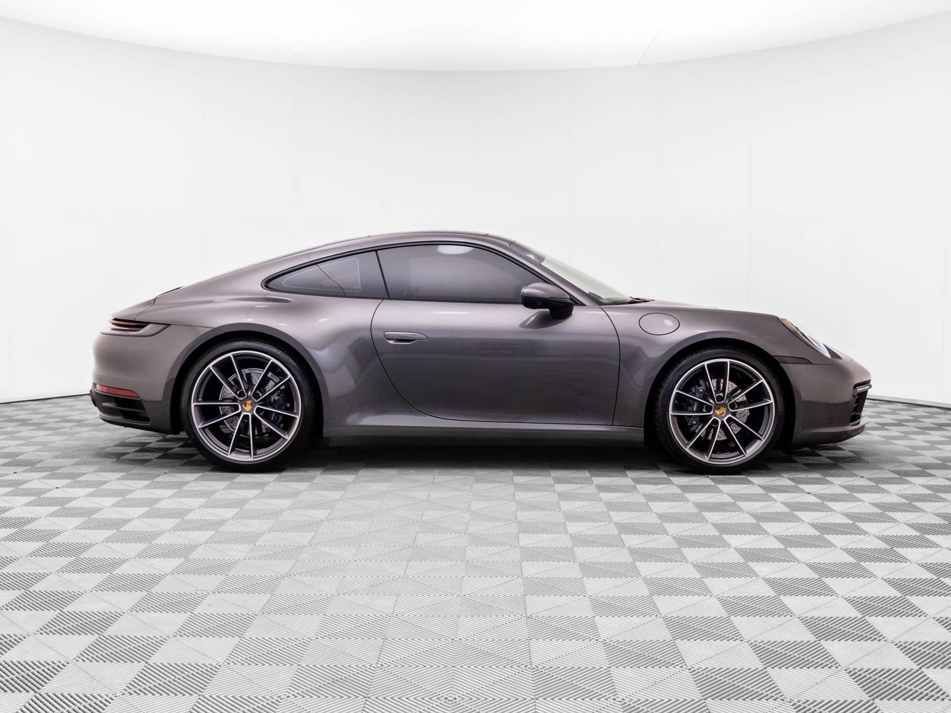 Certified 2024 Porsche 911 Carrera RWD image 7