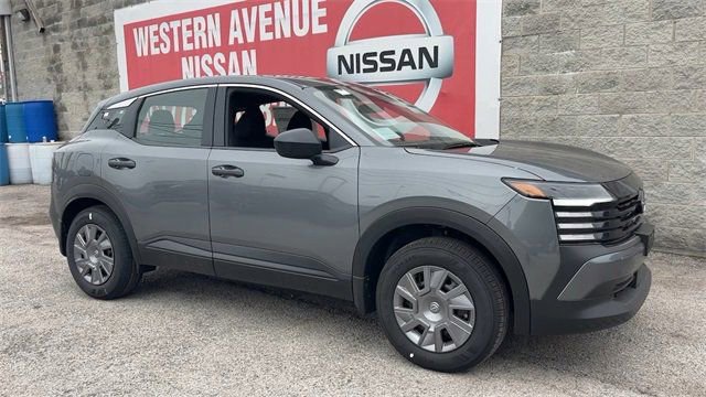 Used 2025 Nissan Kicks S image 24