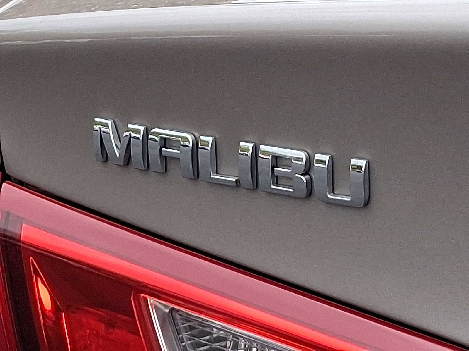 Used 2023 Chevrolet Malibu LT image 31