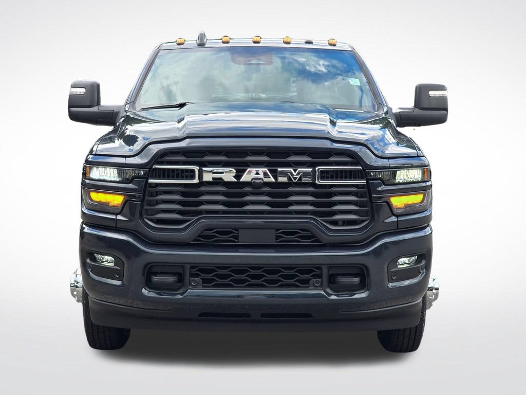 New 2026 RAM 3500 Big Horn AWD/4WD image 15