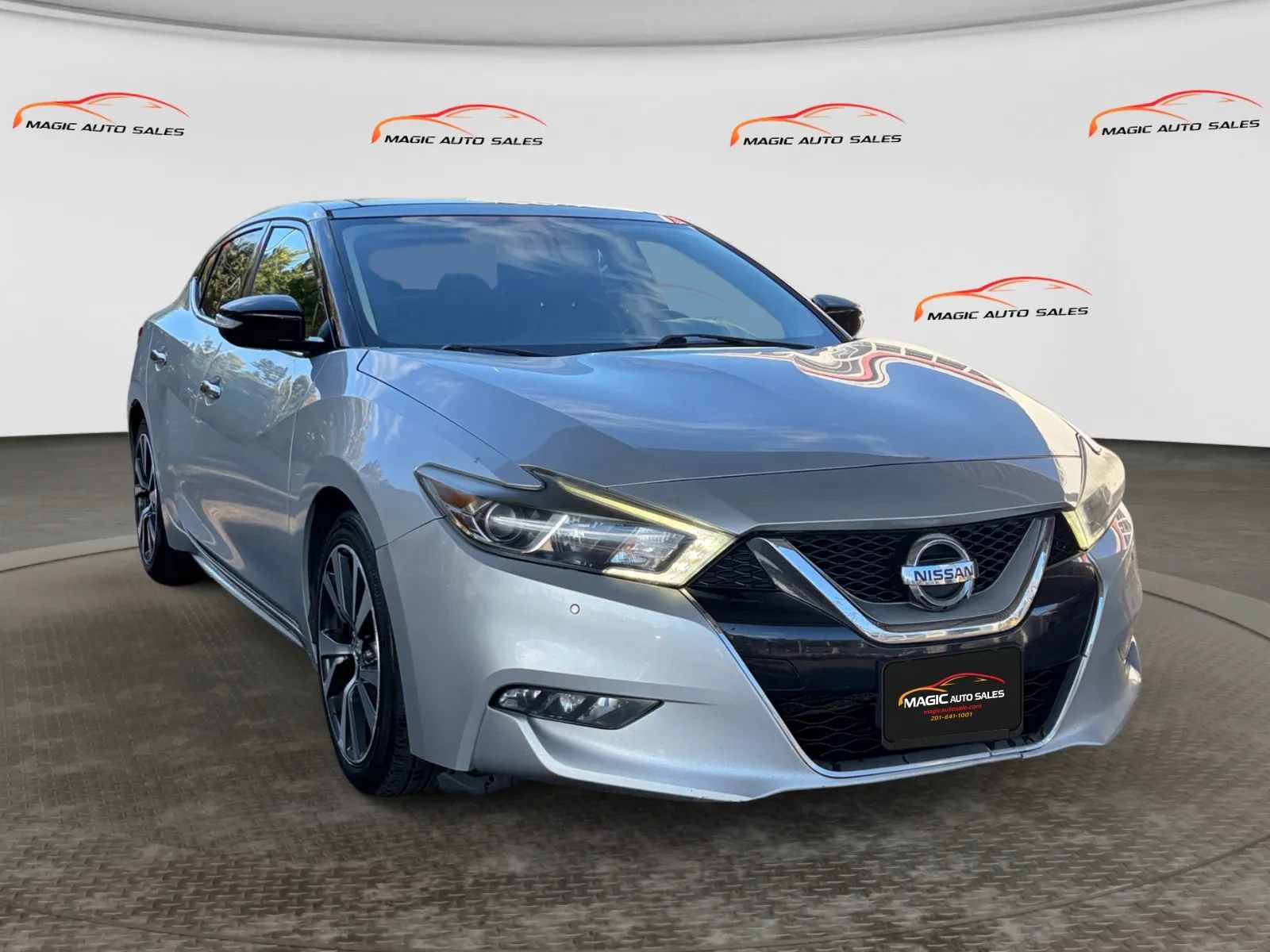 Used 2017 Nissan Maxima 3.5 SL FWD image 5