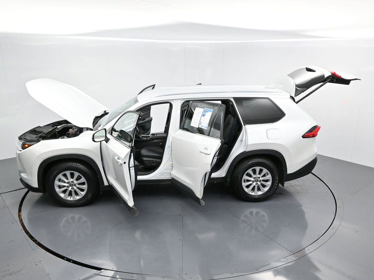 Used 2024 Toyota Grand Highlander XLE image 46