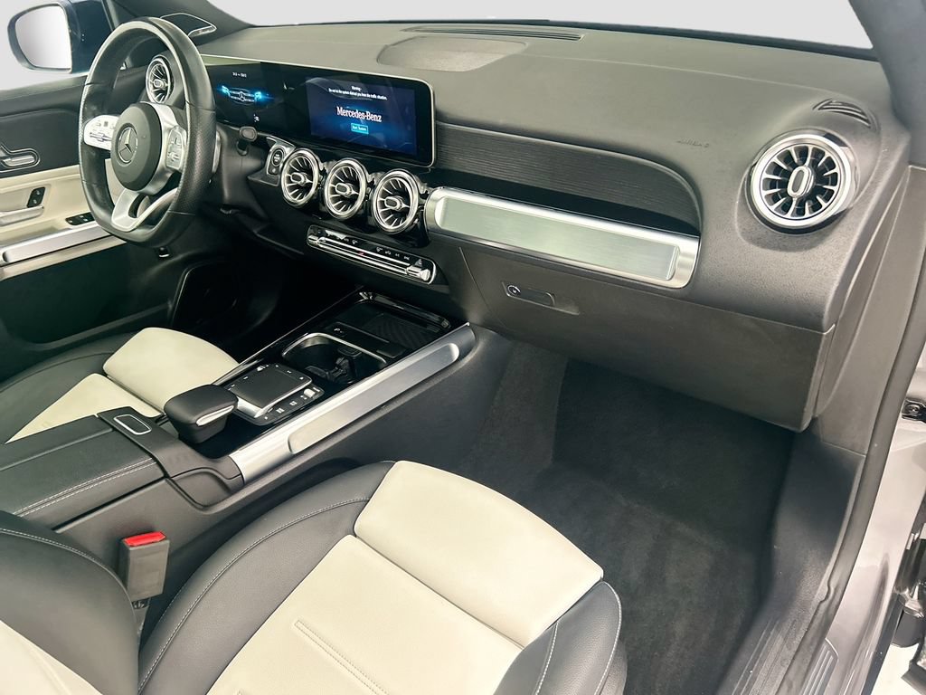 Used 2021 Mercedes-Benz GLB 250 image 15