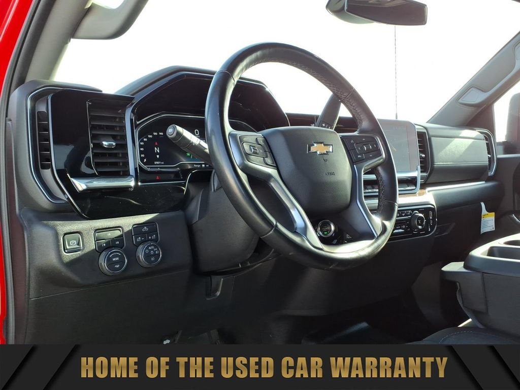 Used 2025 Chevrolet Silverado 3500 LT w/ Convenience Package AWD/4WD image 16
