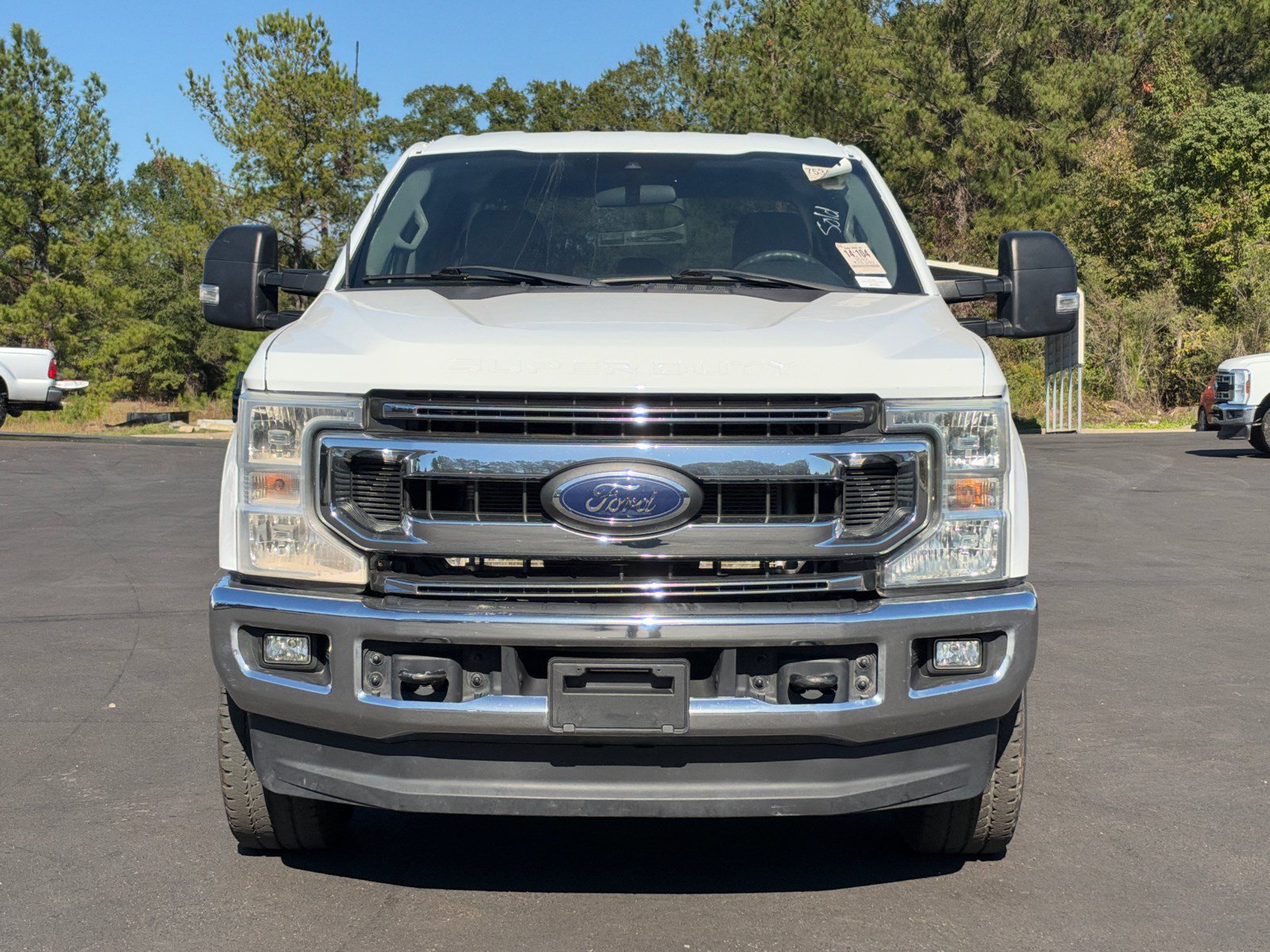 Used 2022 Ford F250 XLT AWD/4WD image 2