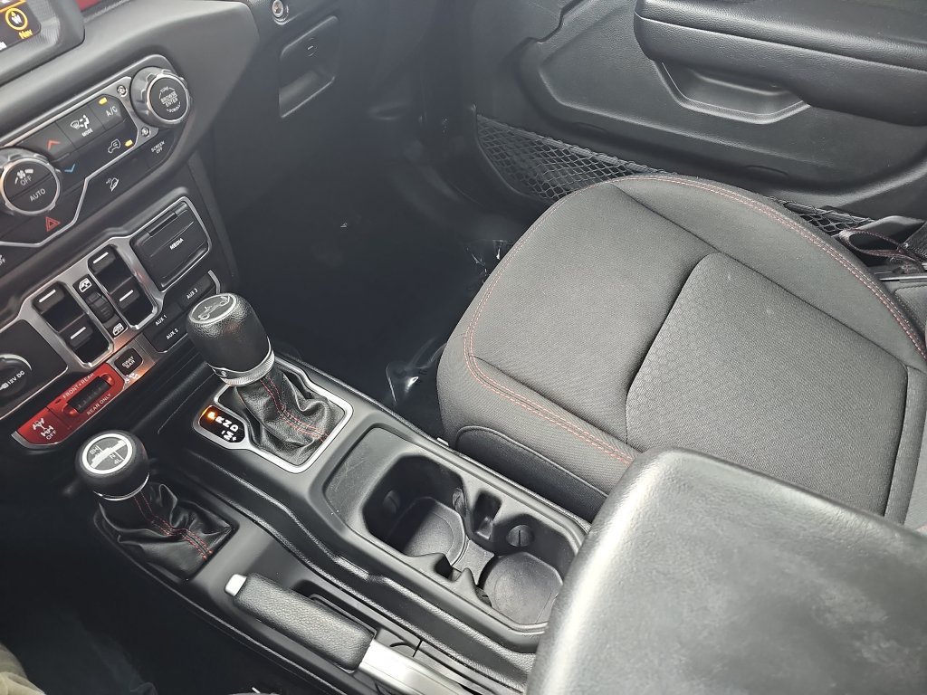 Used 2018 Jeep Wrangler Unlimited Rubicon AWD/4WD image 25