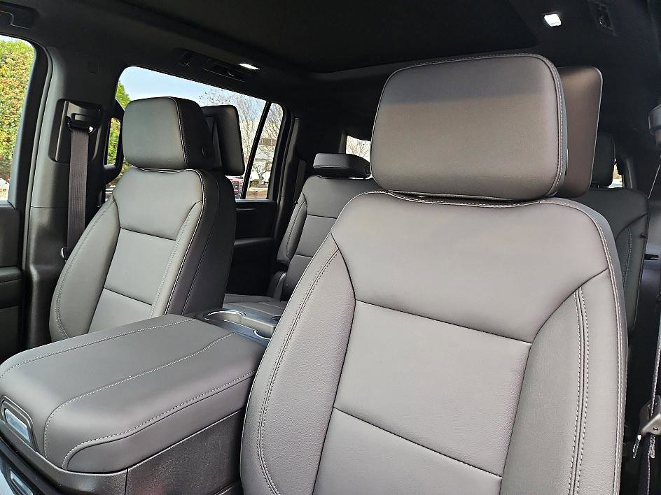 New 2026 Chevrolet Suburban Z71 w/ Z71 Off-Road Package image 17