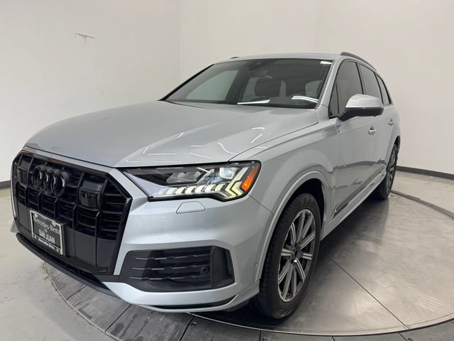 Used 2023 Audi Q7 2.0T Premium Plus w/ Premium Plus Package AWD/4WD image 32