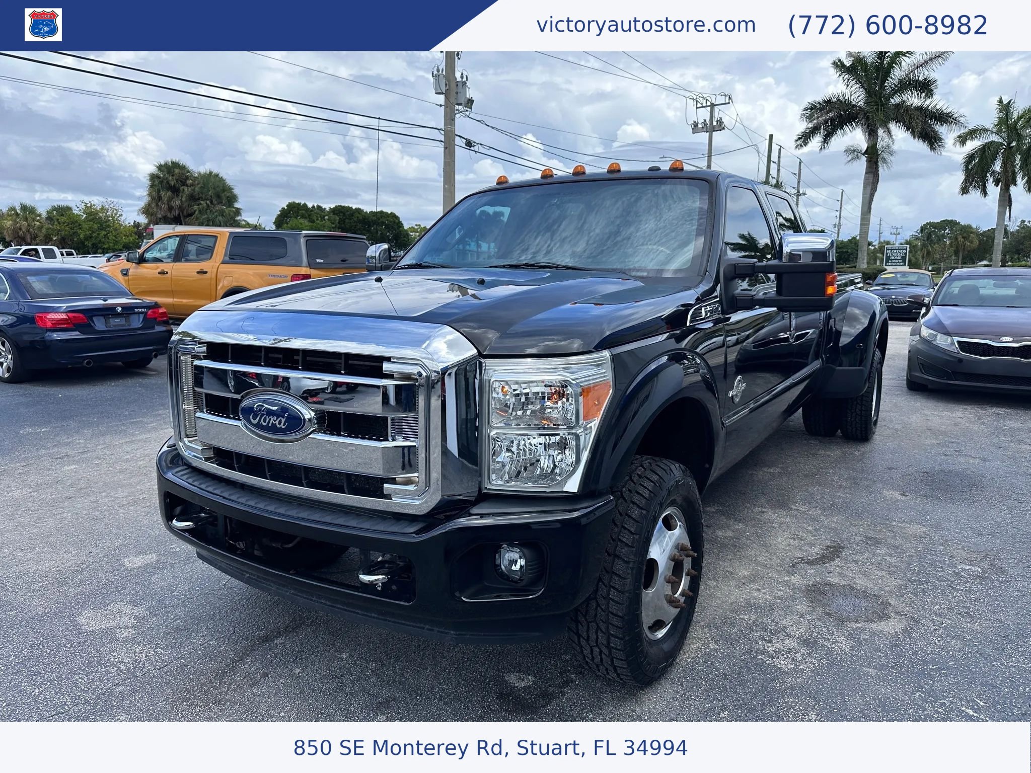 Used 2016 Ford F350 Platinum w/ FX4 Off-Road Package AWD/4WD image 3