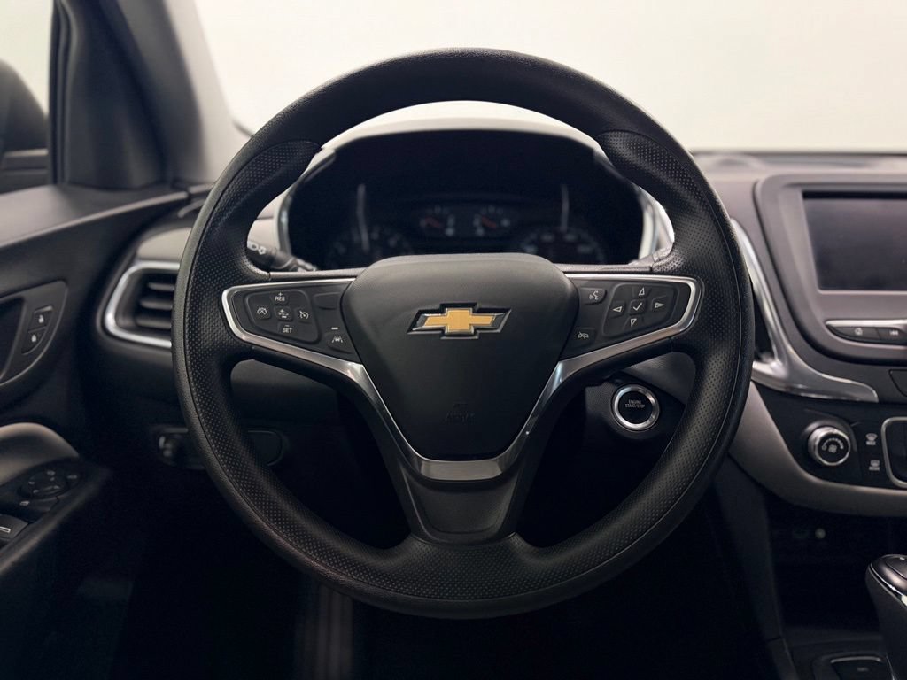 Used 2020 Chevrolet Equinox LS AWD/4WD image 14