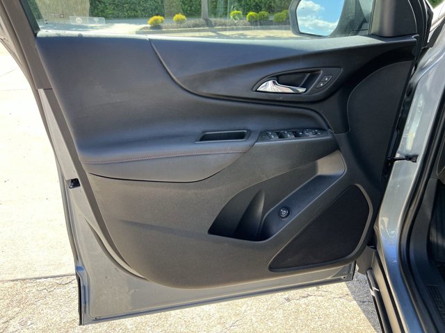 Used 2024 Chevrolet Equinox RS FWD image 23