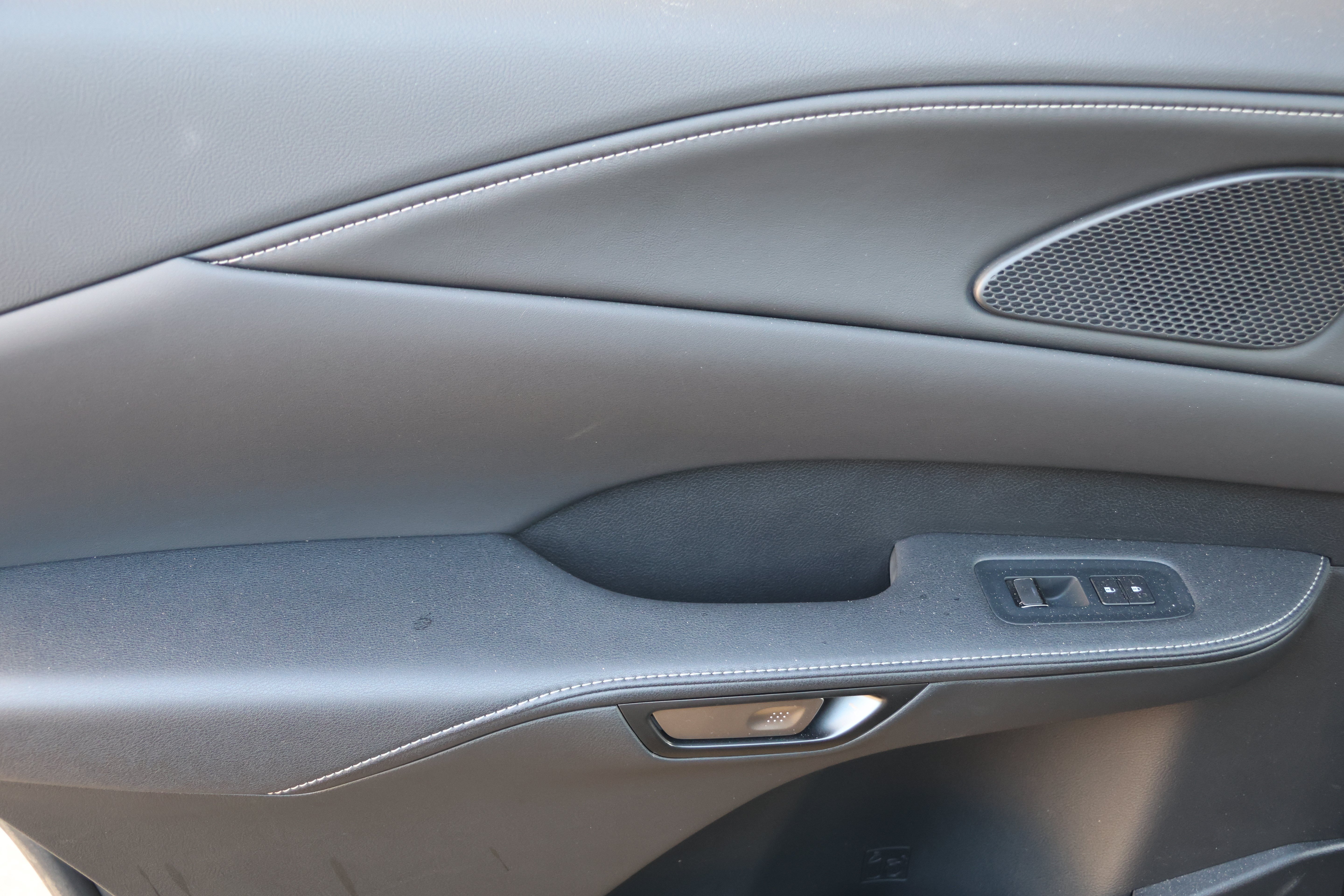 Certified 2025 Lexus RX 350 FWD image 33