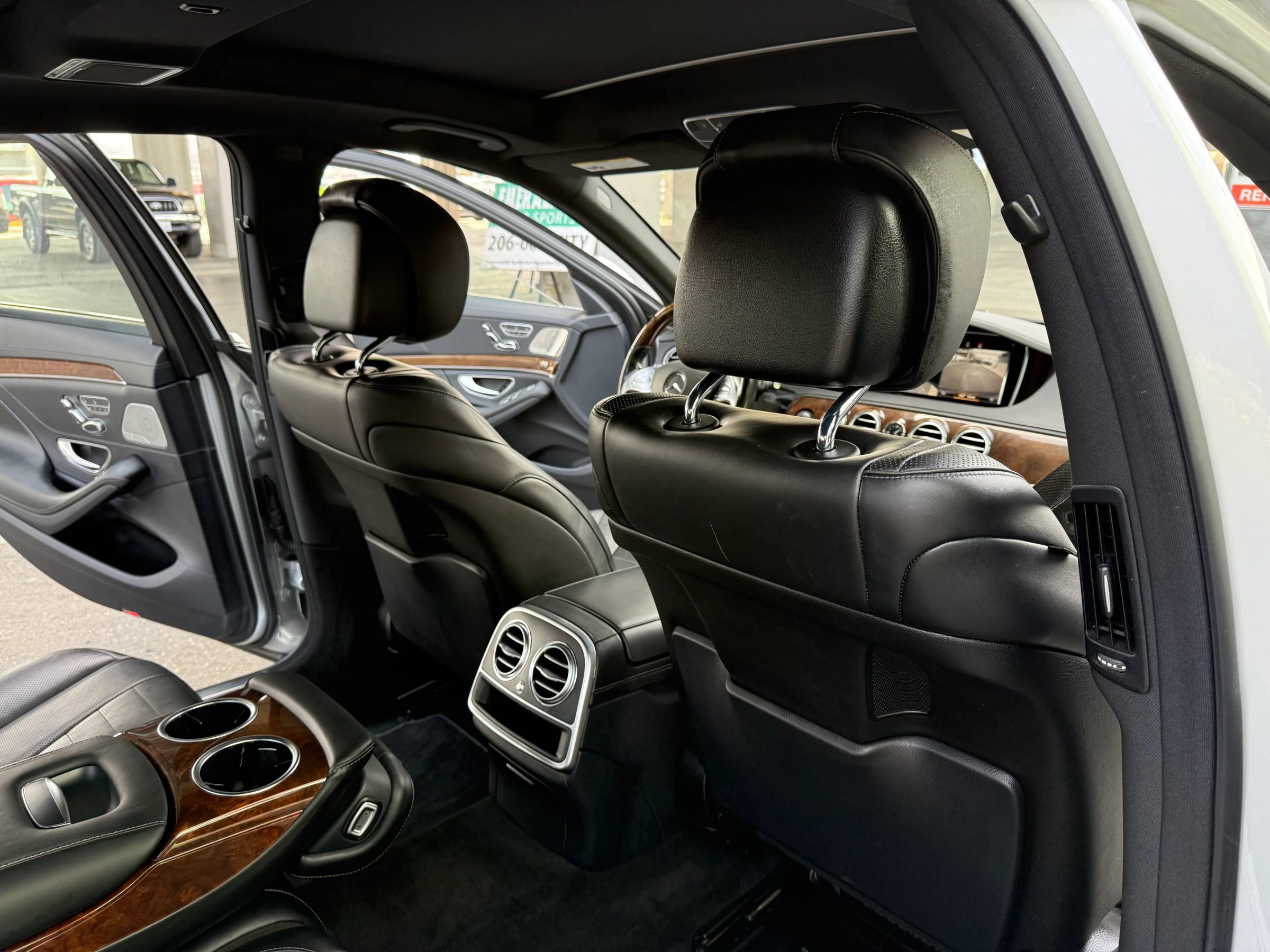 Used 2015 Mercedes-Benz S 550 4MATIC Sedan image 20