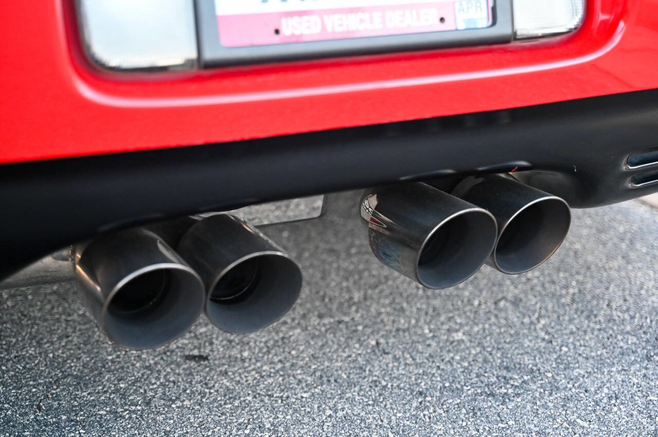 Used 2002 Chevrolet Corvette Z06 w/ Memory Pkg image 25