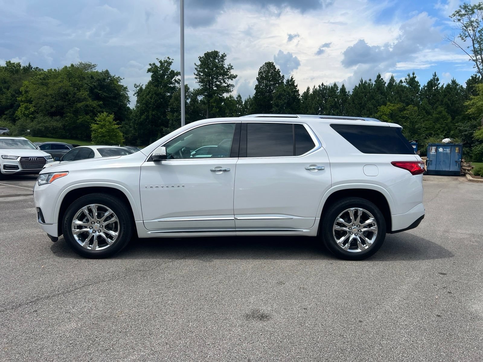 Used 2021 Chevrolet Traverse High Country FWD image 5