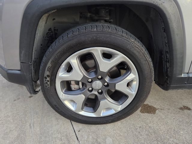 Used 2018 Jeep Compass Limited w/ Navigation Group image 10