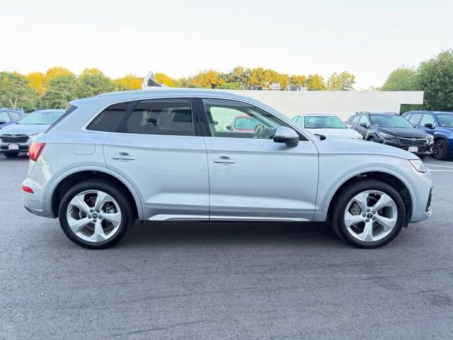 Used 2021 Audi Q5 2.0T Premium Plus w/ Premium Plus Package AWD/4WD image 5