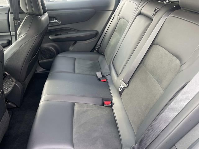 Used 2024 Nissan Ariya AWD image 33