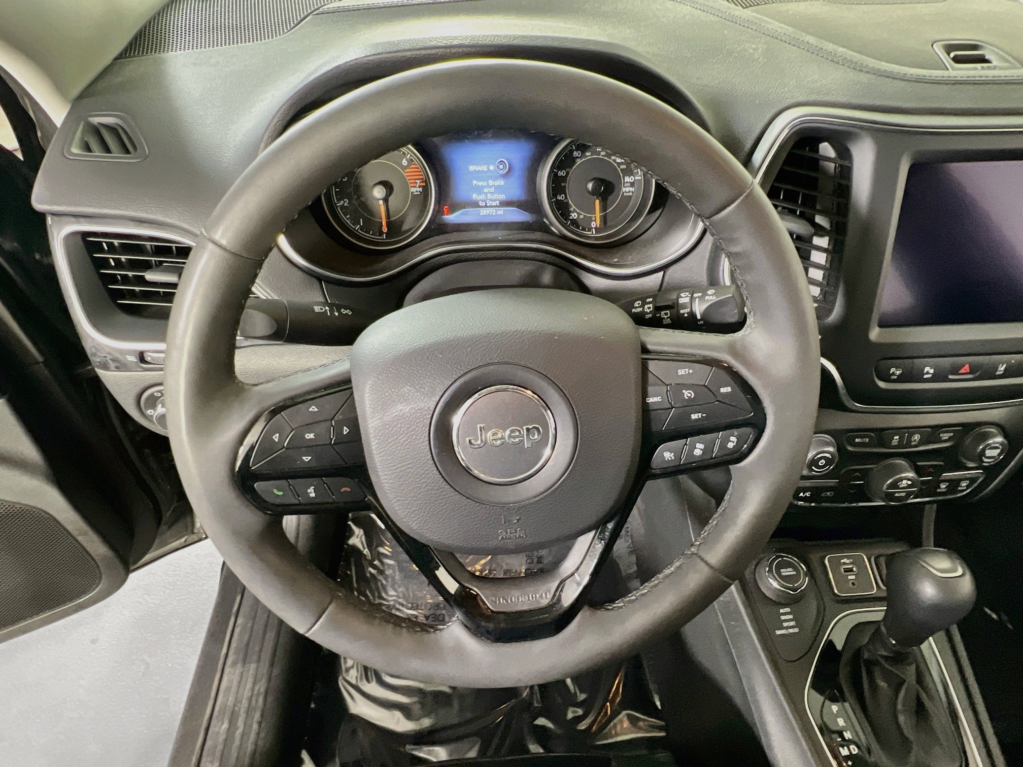 Used 2023 Jeep Cherokee Altitude Lux AWD/4WD image 11