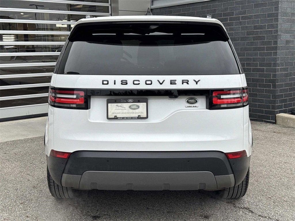 Certified 2018 Land Rover Discovery HSE image 5