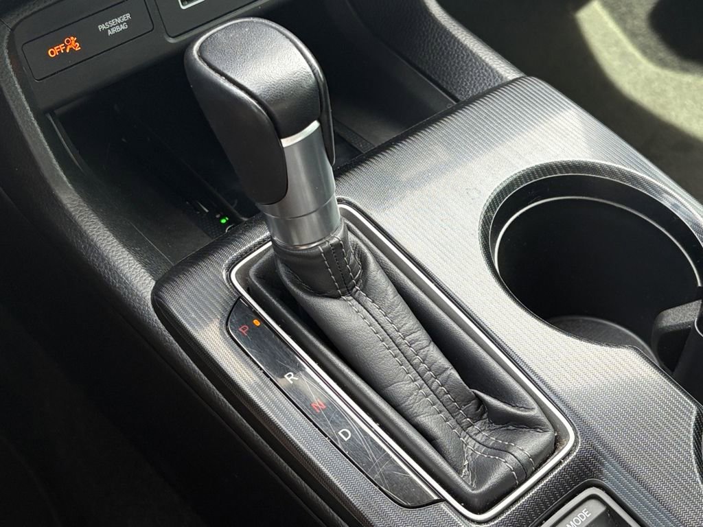 Used 2023 Honda Civic Touring image 29